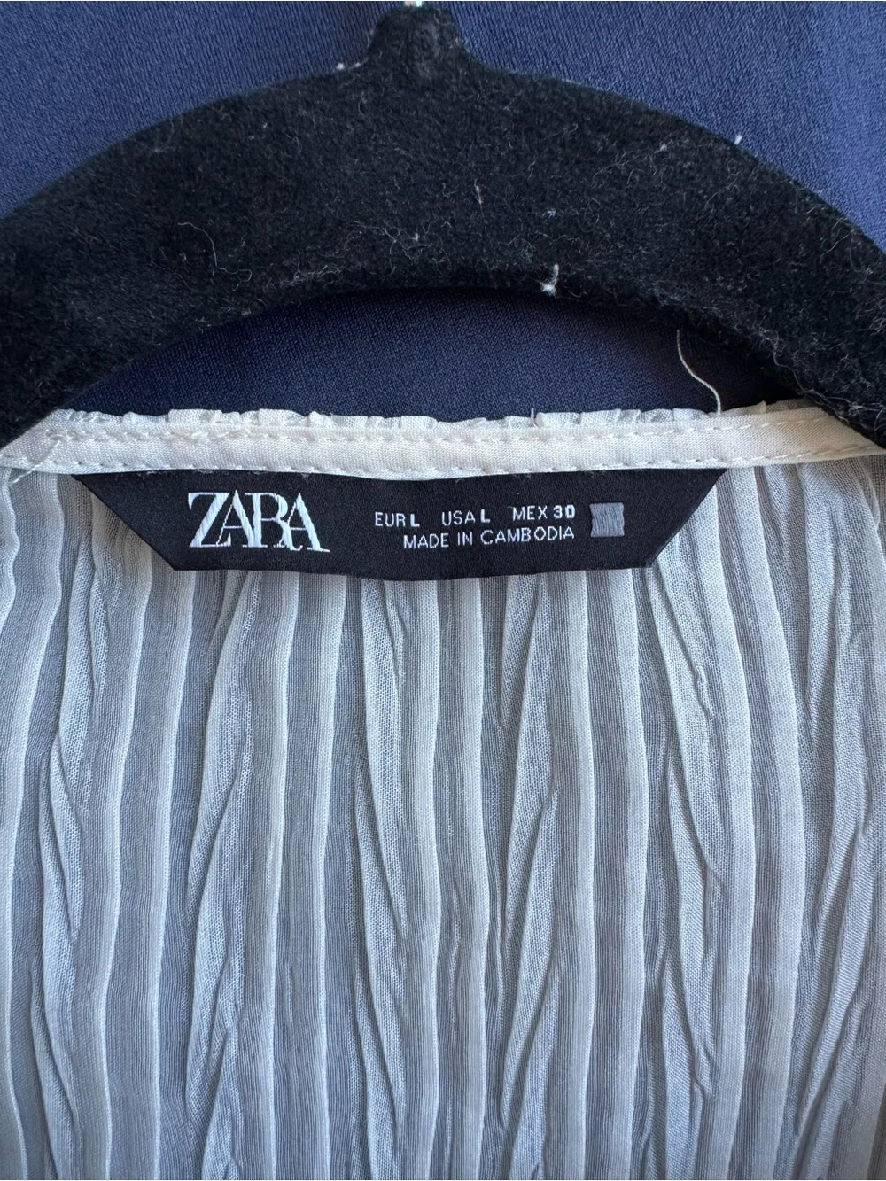 Zara Cream Ruffle V-Neck Blouse